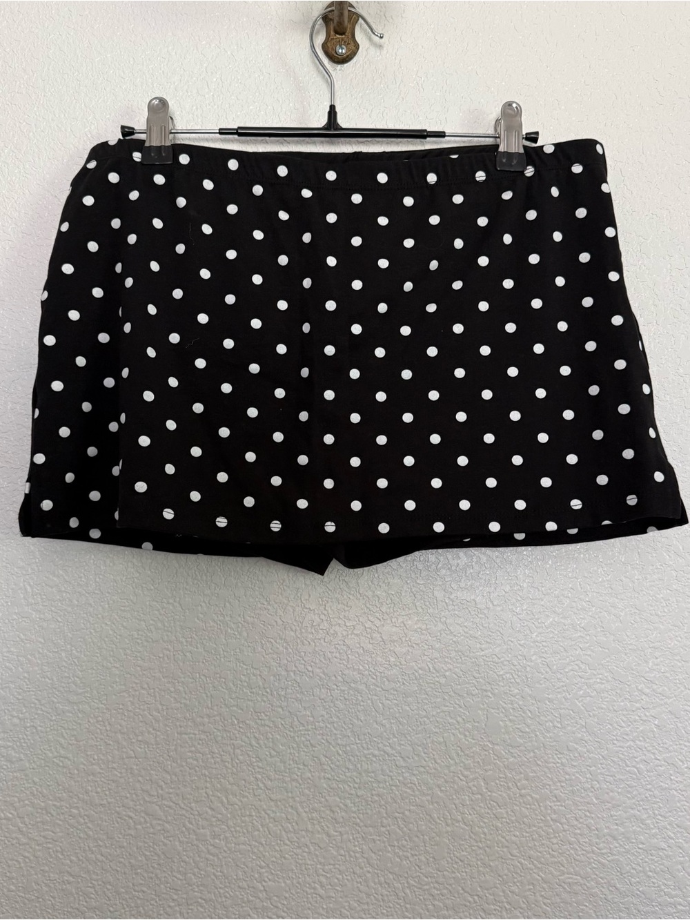 NWT Suzette Collection Black Polka Dot Mini Skirt in Large